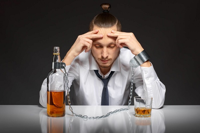 10 Ways to Successfully Stop Alcohol Addiction at Home in 7 Days