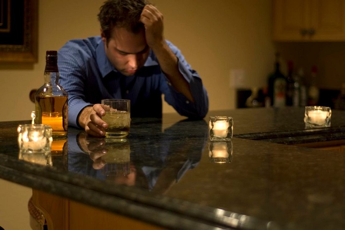 10 Ways to Successfully Stop Alcohol Addiction at Home in 7 Days