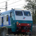 Cinque manutentori dei binari vengono uccisi da un treno nel Nord Italia.
